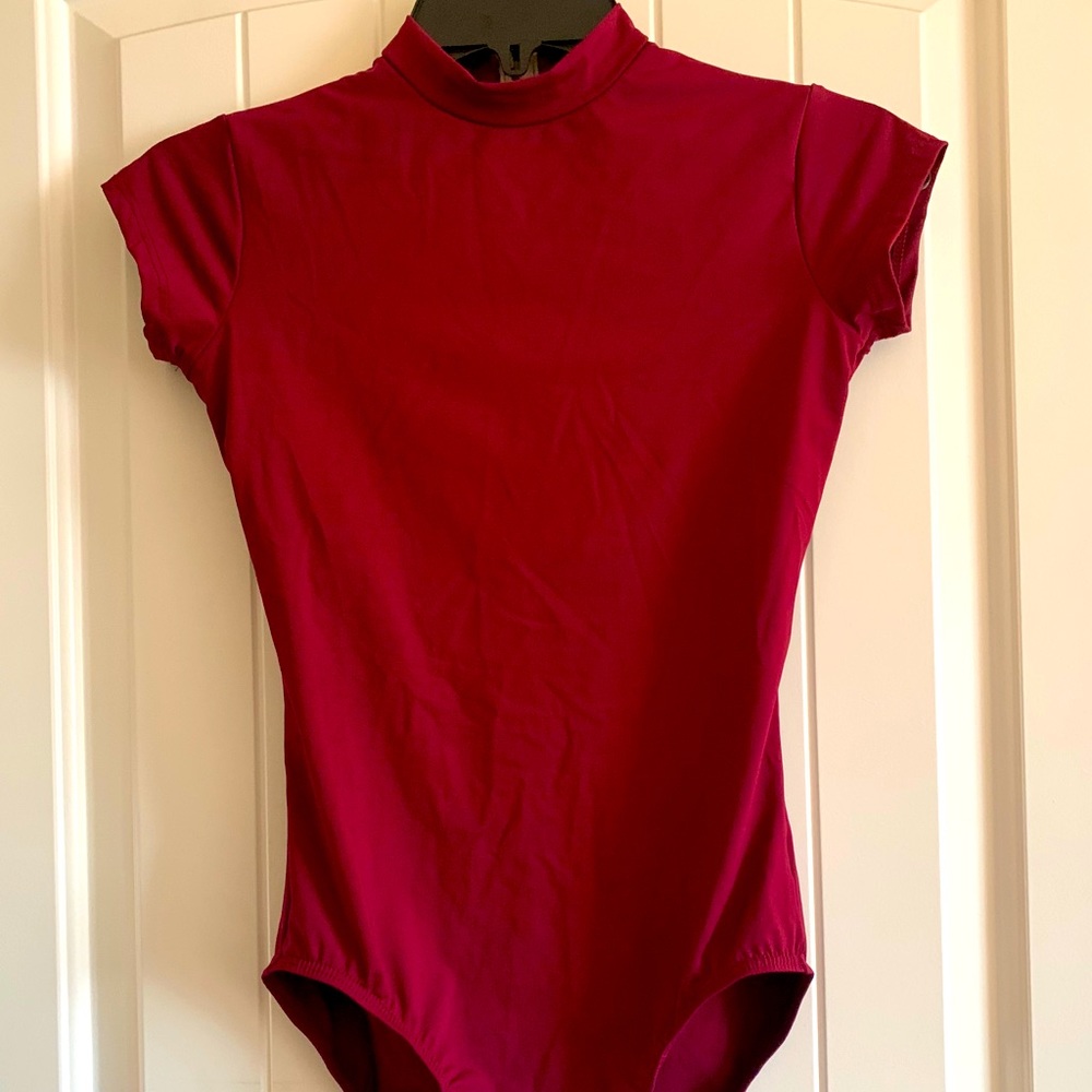 Dance leo w/ open back & leg warmers!